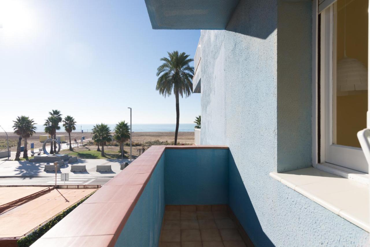 Apartamento En 1Era Linea Mar Con Terraza De 25M2 Castelldefels Buitenkant foto